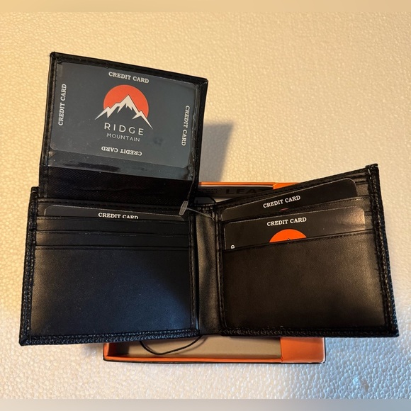 Black and Brown Leather Wallet - Picture 2 of 5